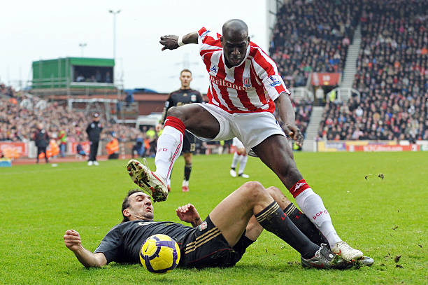 一直凭借他 一直凭借他